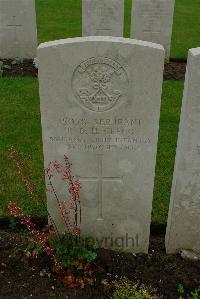 Etaples Military Cemetery - Clegg, R B H