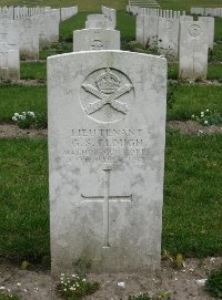 Etaples Military Cemetery - Clough, Gilbert Seymour