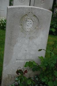 Etaples Military Cemetery - Clue, H