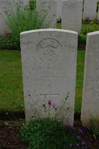 Etaples Military Cemetery - Cole, Fred