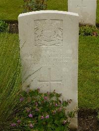 Etaples Military Cemetery - Collins, Herbert Charles