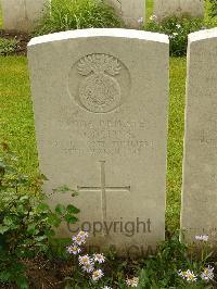 Etaples Military Cemetery - Collins, J