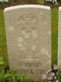 Etaples Military Cemetery - Collins, Percy Coxon