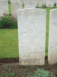 Etaples Military Cemetery - Collinson, Edgar