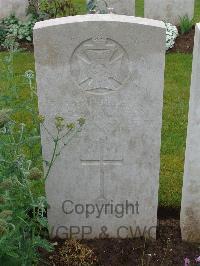 Etaples Military Cemetery - Collison, Edgar