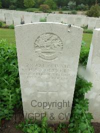 Etaples Military Cemetery - Collyer, Harry Albert