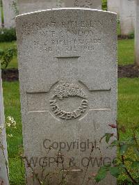 Etaples Military Cemetery - Condon, William Francis