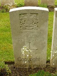 Etaples Military Cemetery - Connell, A