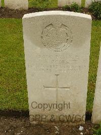 Etaples Military Cemetery - Cooke, Nathaniel