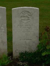 Etaples Military Cemetery - Cooney, E