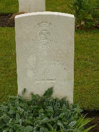 Etaples Military Cemetery - Cooper, Colin Henry Benedict