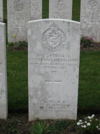 Etaples Military Cemetery - Cooper, Stuart Alexandra