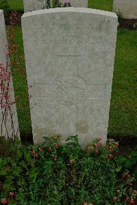 Etaples Military Cemetery - Corda, Andrew