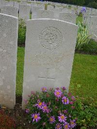 Etaples Military Cemetery - Cornwall, Richard Melville