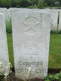 Etaples Military Cemetery - Corrigan, Bernard