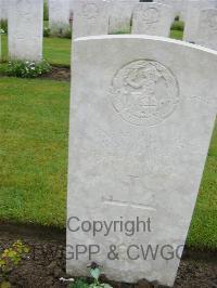 Etaples Military Cemetery - Cottle, S A