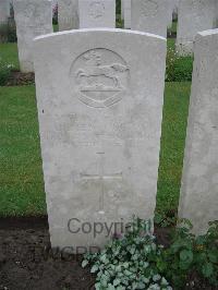 Etaples Military Cemetery - Coulton, James