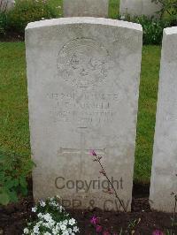 Etaples Military Cemetery - Cowell, John Farley