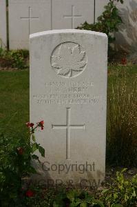 Tincourt New British Cemetery - Ahern, J W