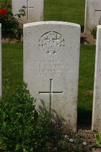 Tincourt New British Cemetery - Ashton, J