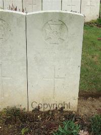 Hangard Wood British Cemetery - Halls, A