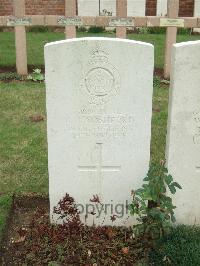 Hangard Wood British Cemetery - Mashford, C J