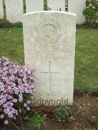 Hangard Wood British Cemetery - McLoughlin, E E