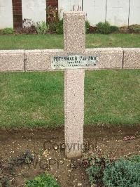 Hangard Wood British Cemetery - Petermann, H