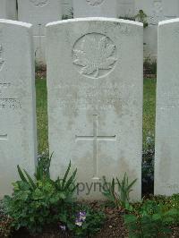 Albert Communal Cemetery Extension - Bostock, L S