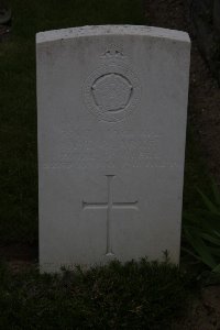 Albert Communal Cemetery Extension - Clarke, Alfred Theobald