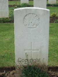 Albert Communal Cemetery Extension - Davenport, Arthur John