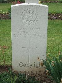 Albert Communal Cemetery Extension - Eynon, James