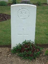 Albert Communal Cemetery Extension - Felton, W