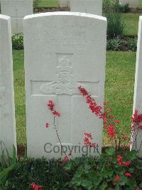 Albert Communal Cemetery Extension - Fraser, Douglas Nevill