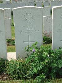 Albert Communal Cemetery Extension - Harris, A