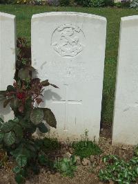 Albert Communal Cemetery Extension - Hedges, Alfred William