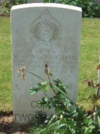 Albert Communal Cemetery Extension - Hughes, William Gordon