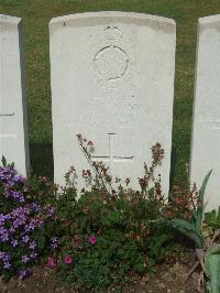 Albert Communal Cemetery Extension - Lawton, W