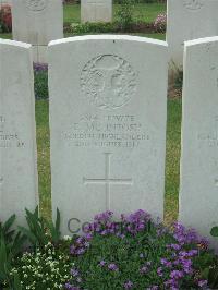 Albert Communal Cemetery Extension - McIntosh, E