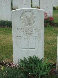 Albert Communal Cemetery Extension - Pirie, J