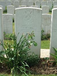 Albert Communal Cemetery Extension - Revill, Arthur