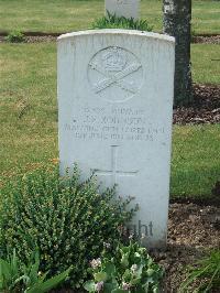 Albert Communal Cemetery Extension - Robinson, John Edward