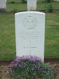 Albert Communal Cemetery Extension - Thompson, Geoffrey