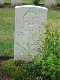 Albert Communal Cemetery Extension - Todd, W