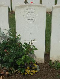 Albert Communal Cemetery Extension - Turner, G