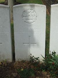 Albert Communal Cemetery Extension - Yellen, Francis William