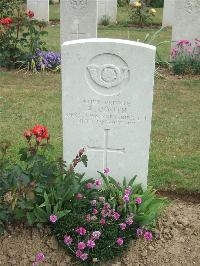 Auchonvillers Military Cemetery - Booth, A