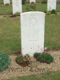 Auchonvillers Military Cemetery - Charlton, F A