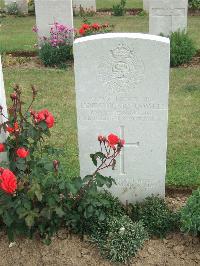 Auchonvillers Military Cemetery - Cowell, James Henry