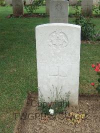 Auchonvillers Military Cemetery - Daniels, John